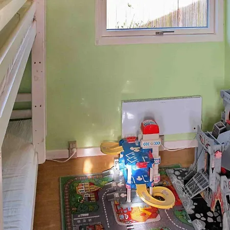 6 Person Holiday In Str By Stroby